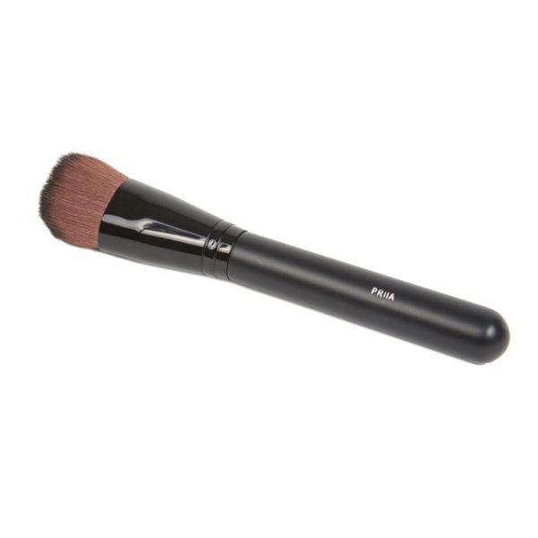 Blurring Foundation Brush - Image 2